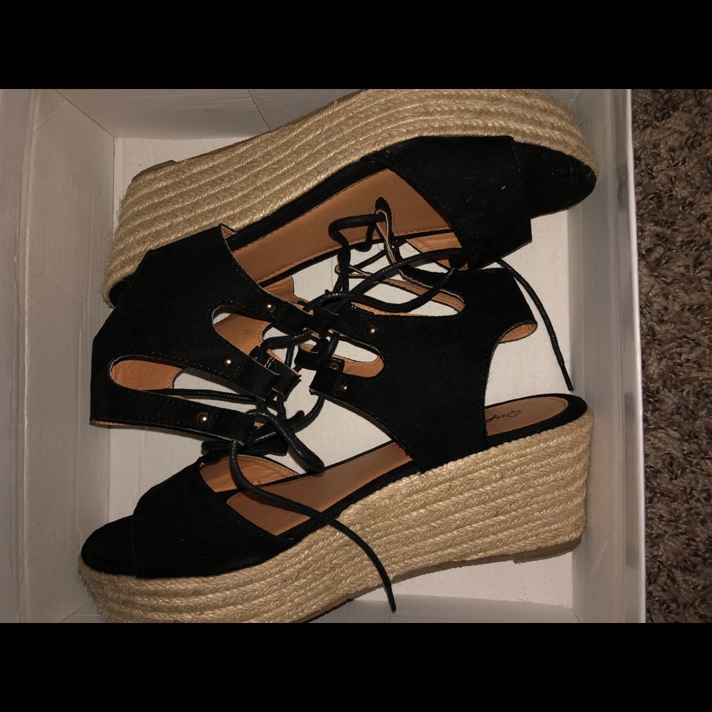 black platforms